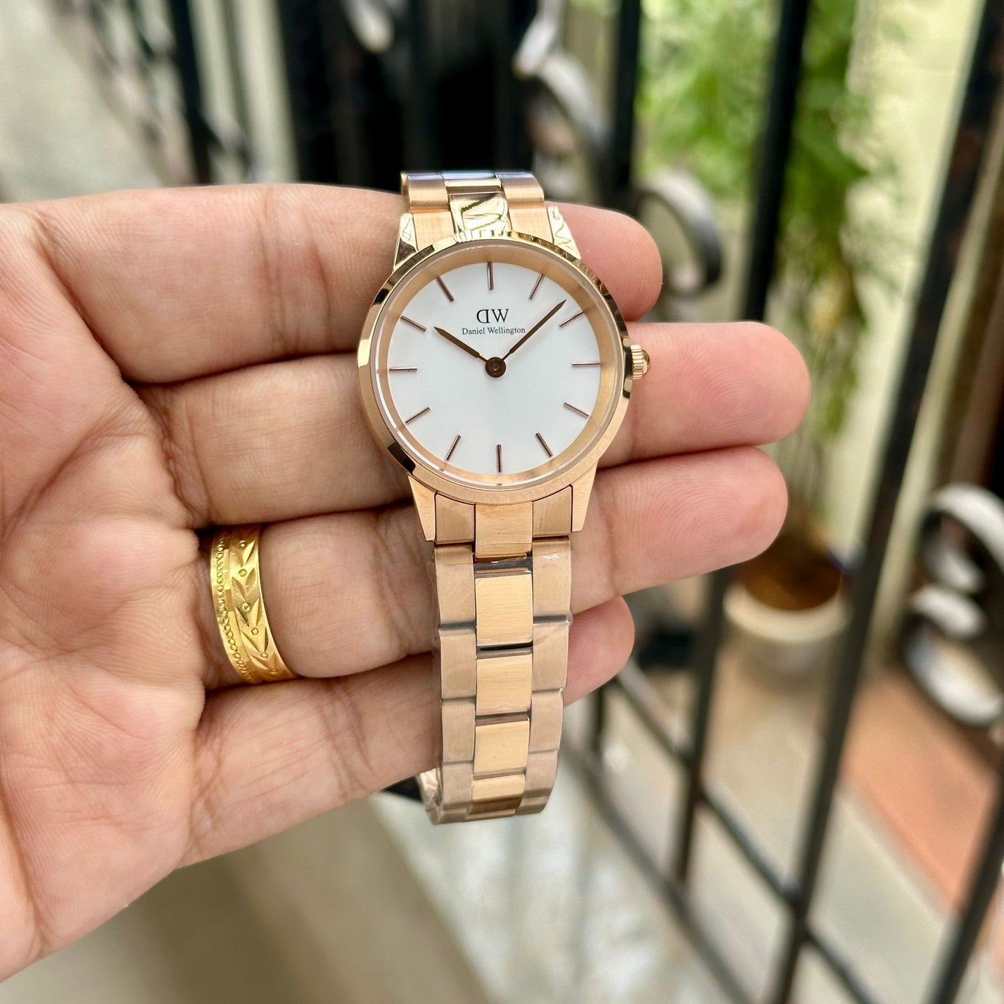 *✨DANIEL WELLINGTON FOR HER✨* (32MM) PREMIUM QUALITY